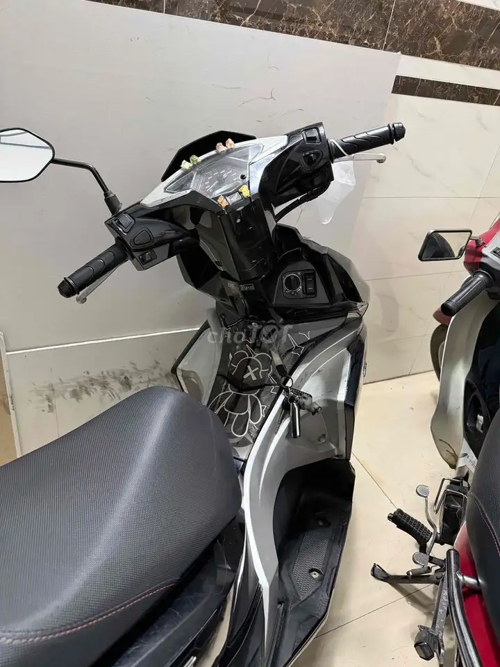Honda Air Blade 2017, черный/серебристый