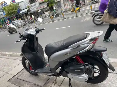 Модель Honda SH 2015 Серая б/у