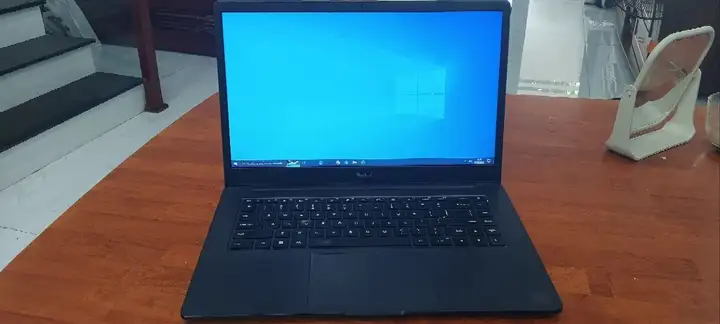 Xiaomi RedmiBook 15 (Core i3 / 8 ГБ / 256 ГБ)