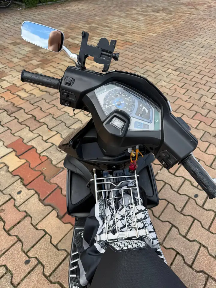 Honda DIOr 2007 (Honda Air Blade 2007 тюнинг)