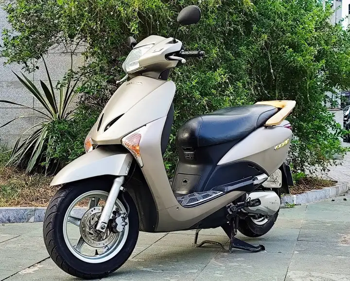 Honda Lead 2012