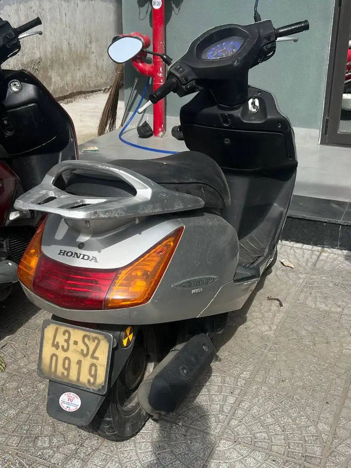 Honda Spacy 100cc, Honda Lead 110cc