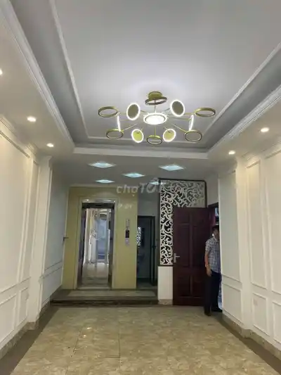 Дом в автомобильном переулке в Кау Зяй, 40 кв.м x 6 этажей, 4 спальни
