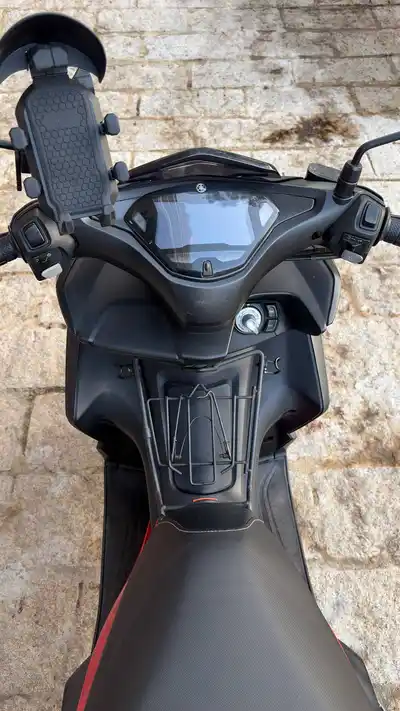 Yamaha NVX 155 Speciale