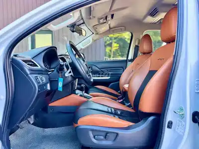 Mitsubishi Triton Athlete 2022 белый 60000 км