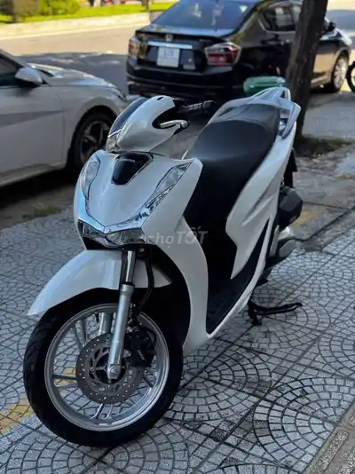 SH 125 2025 белый супер красивый, тихий двигатель, есть рассрочка