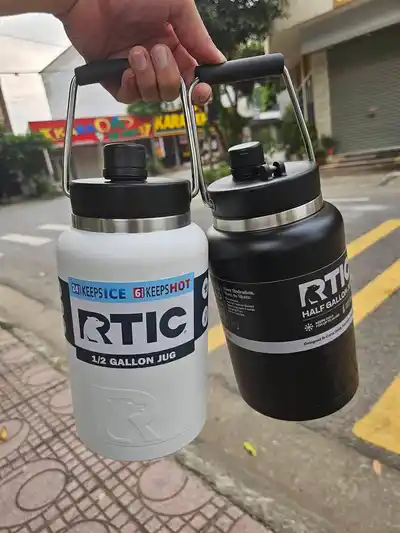 Термос RTIC Insulated Jug 1.8 л