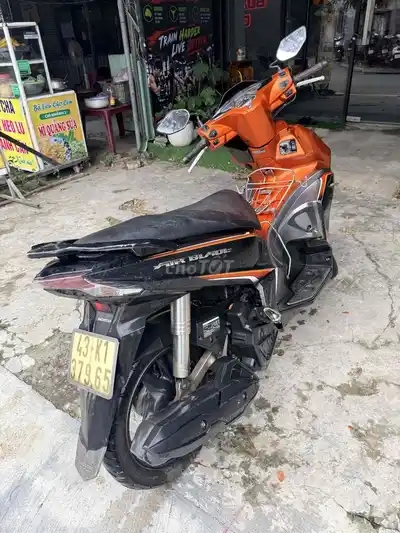 Honda Air Blade 2018 красно-чёрный