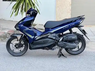 Honda Air Blade сине-черный, рег. 2022