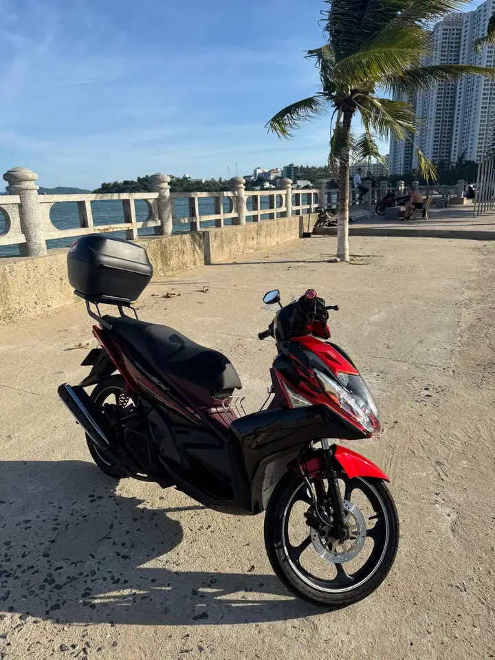 Байк Yamaha Nouvo SX с кофром