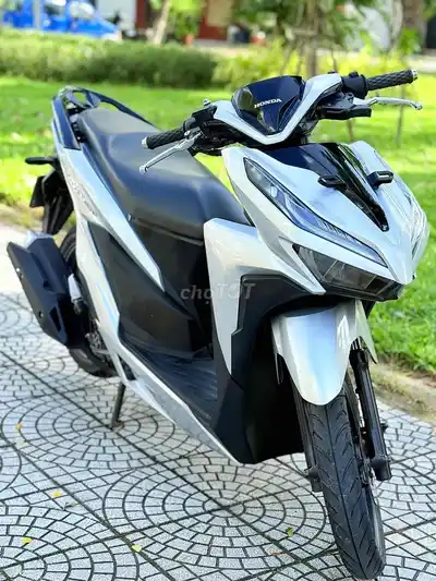 Honda Vario 150 Smartkey Серебристый