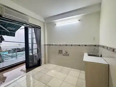 Сдается комната в общежитии в 4 квартале рядом с Юридическим университетом, Университетом Нгуен Тат Тхань, Као Тханг