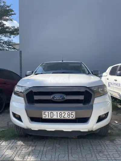 Ford Ranger, 5 мест, механика, белый