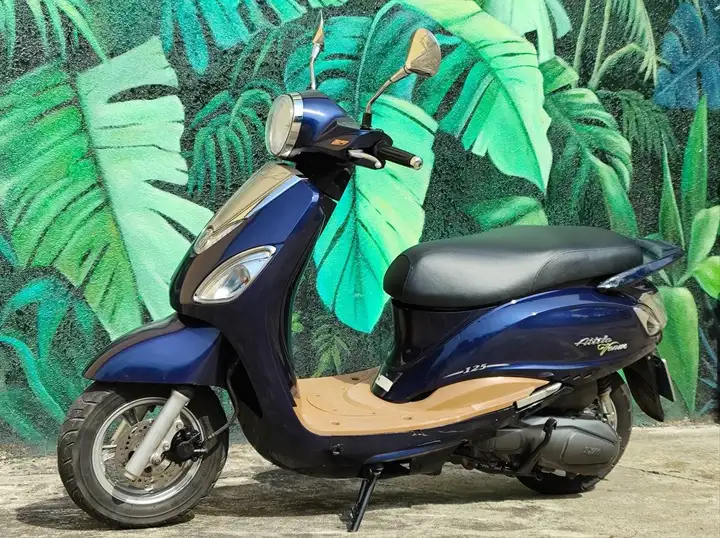 YAMAHA Nouvo 5 RC 2014