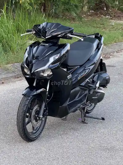 Honda Air Blade 2025 125cc 3000 км черный