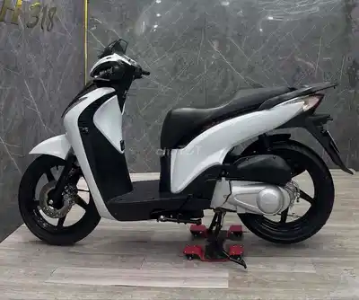 Хонда SH Италия 150 2005 Белая