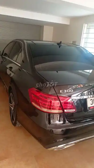 Mercedes E 300 2010 AMG черный