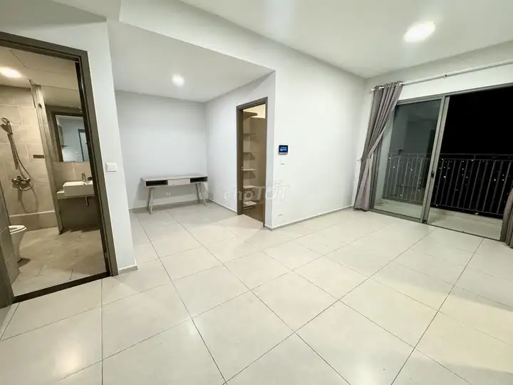 Квартира 69 м², 2 спальни, с балконом