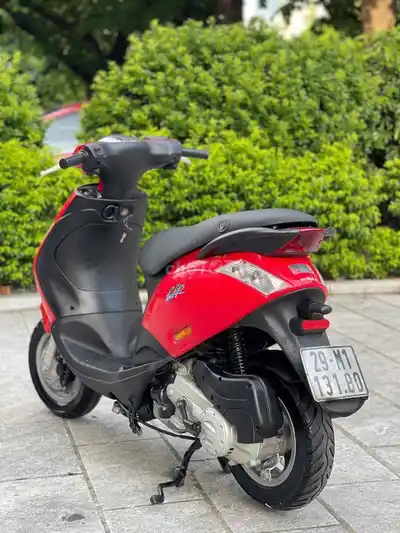 Piaggio Zip 100 Вьетнам 2013 Красный