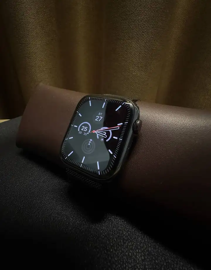 Машинка Moser 1430, штатив, наушники Pioneer, Apple Watch, Birkenstock