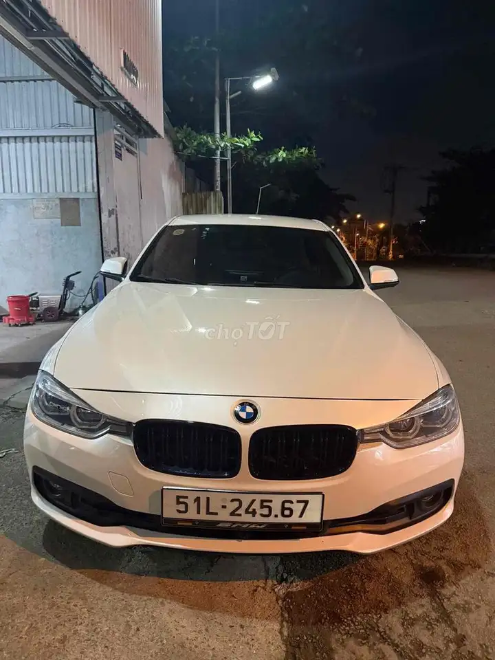 BMW 320i LCI 2016 Белый