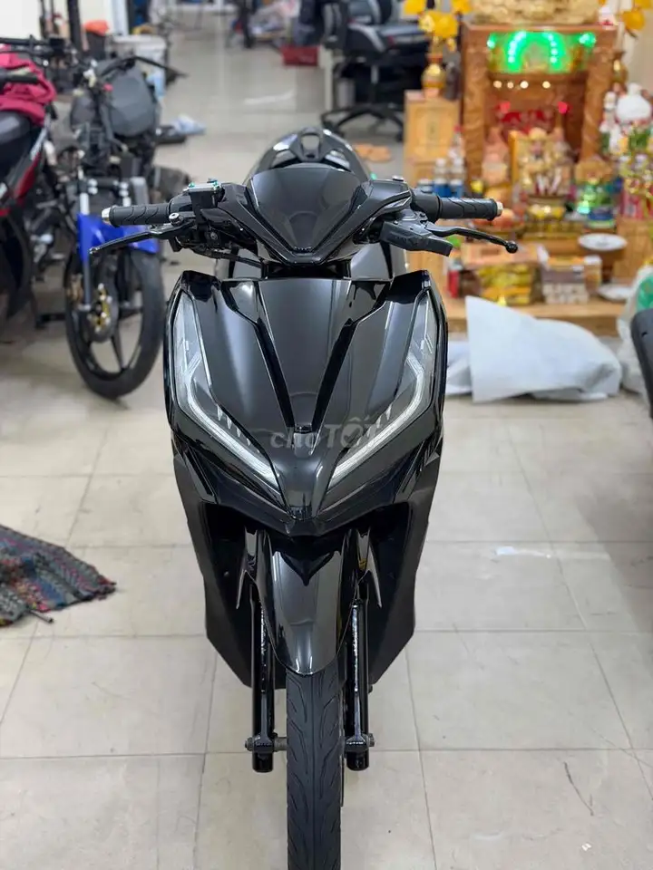 Vario 125 2020 черный глянцевый супер красивый, проблемный кредит, оплата 12 млн