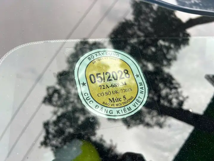 Kia Sonet Premium 2023, зеленый