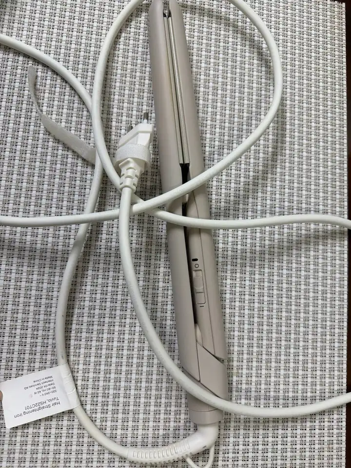 Выпрямитель для волос Tuvio HS22CT01