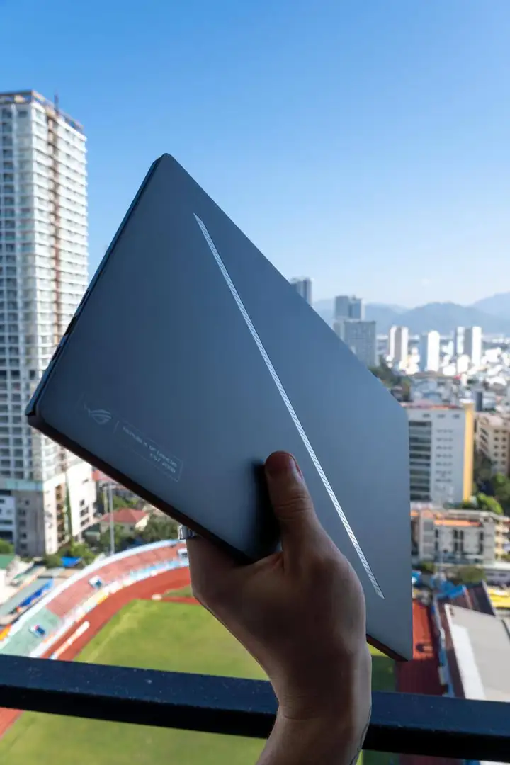 ASUS ROG Zephyrus G14