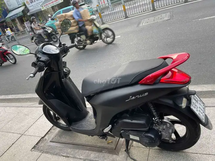 Yamaha Janus 2018 черный б/у