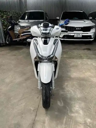 Honda SH 125 2017 Белая техника неоткрыта