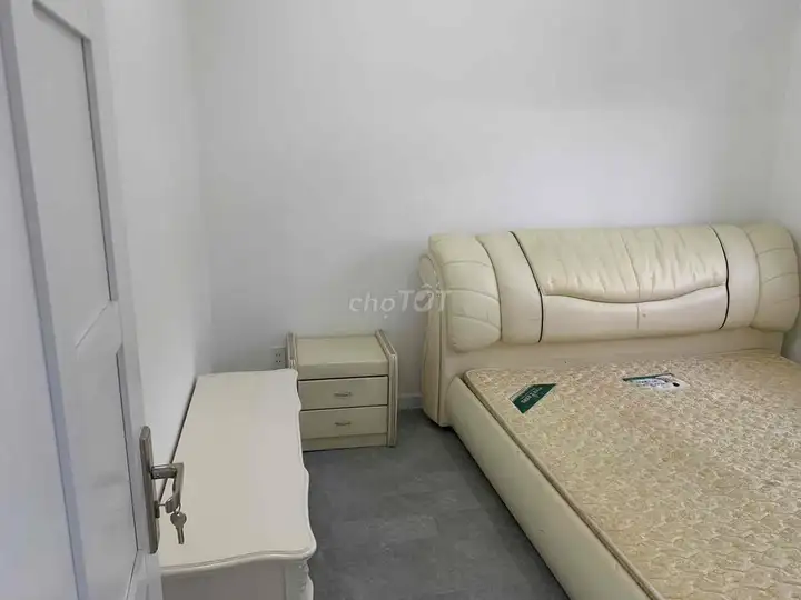 Элитная квартира в ЖК Тхань Ми Лой, Округ 2, 65 кв.м, 2 спальни, 3 санузла