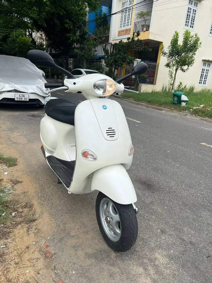 Мопед Vespa et8 150 кубиков