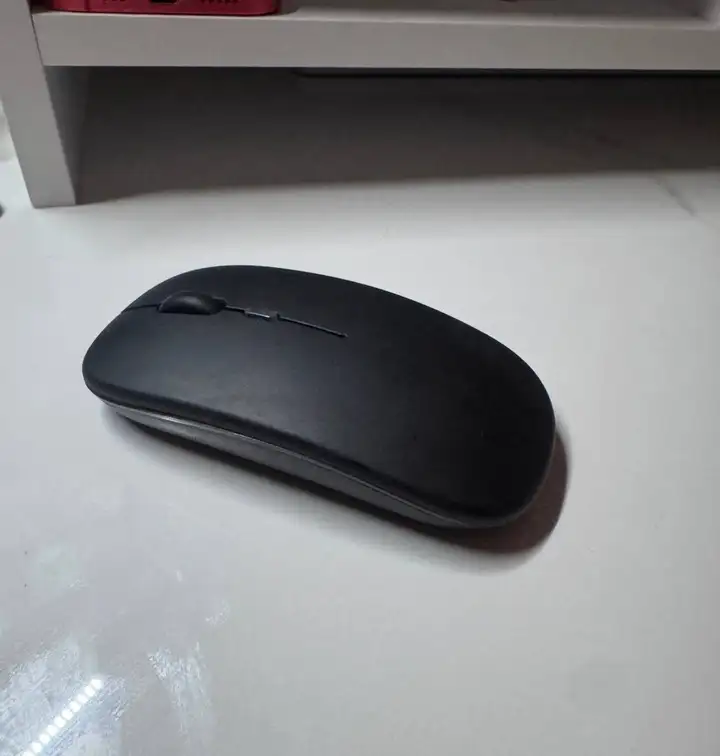 Apple Magic Mouse 2 и обычная мышь