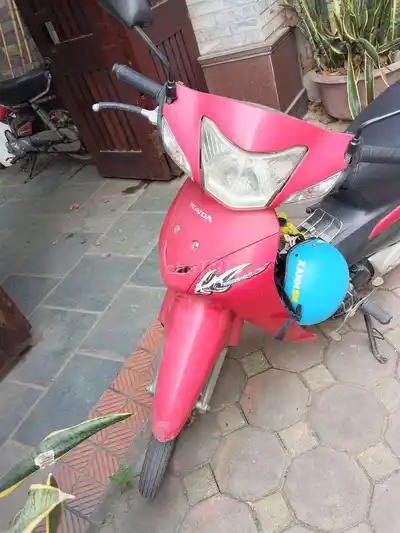 Honda Wave A 100 Красный