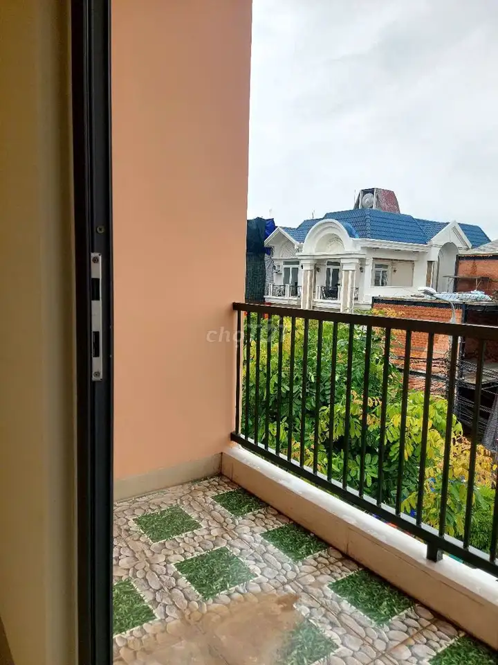 Сдается квартира 55 м², целый этаж в угловом доме