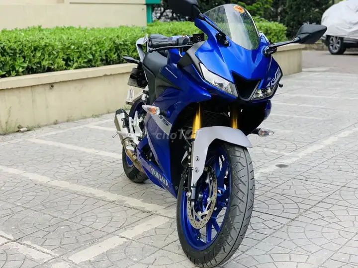 Yamaha R15 V3 2022 синий 150 сток в собственности родной мотор