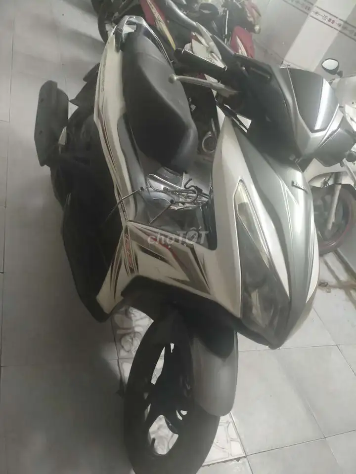 Honda Air Blade белый/серебристый