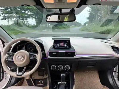 Mazda 3 2020 Белая, пробег 30.000 км