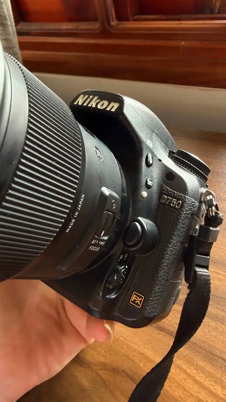 Nikon D750 Body