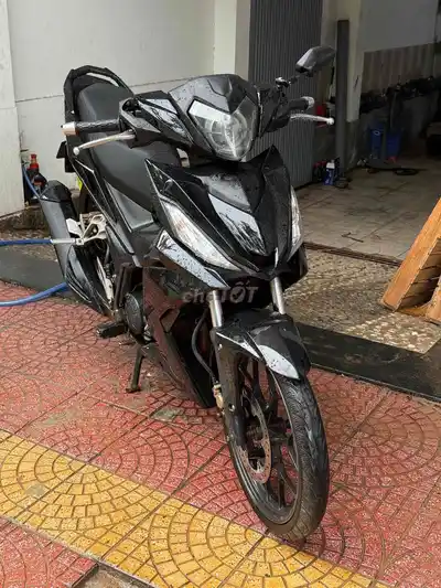Черный мотоцикл Honda Winner V1 б/у