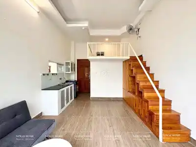 Дуплекс с балконом/окном, лифт, менеджер, рядом Cộng Hoà, Etown, HVHK