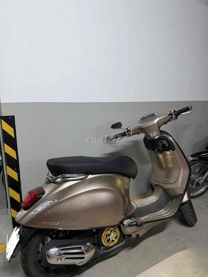 Piaggio Vespa
