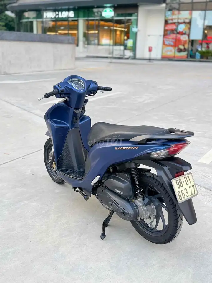 Honda Vision 2022, собственник, нужно продать