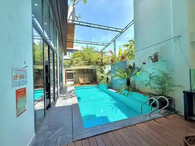 Вилла 3 этажа 4 спальни 5wc 300м2