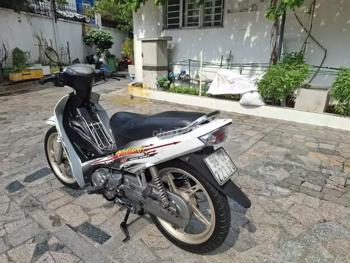 Yamaha Sirius