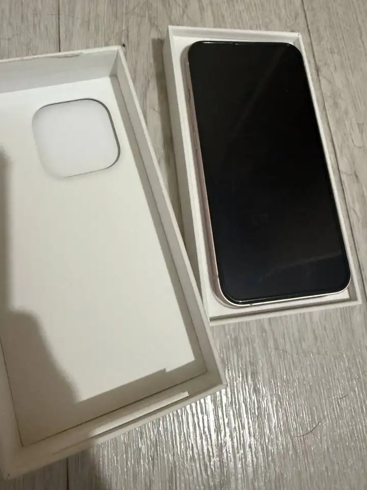 iPhone 13