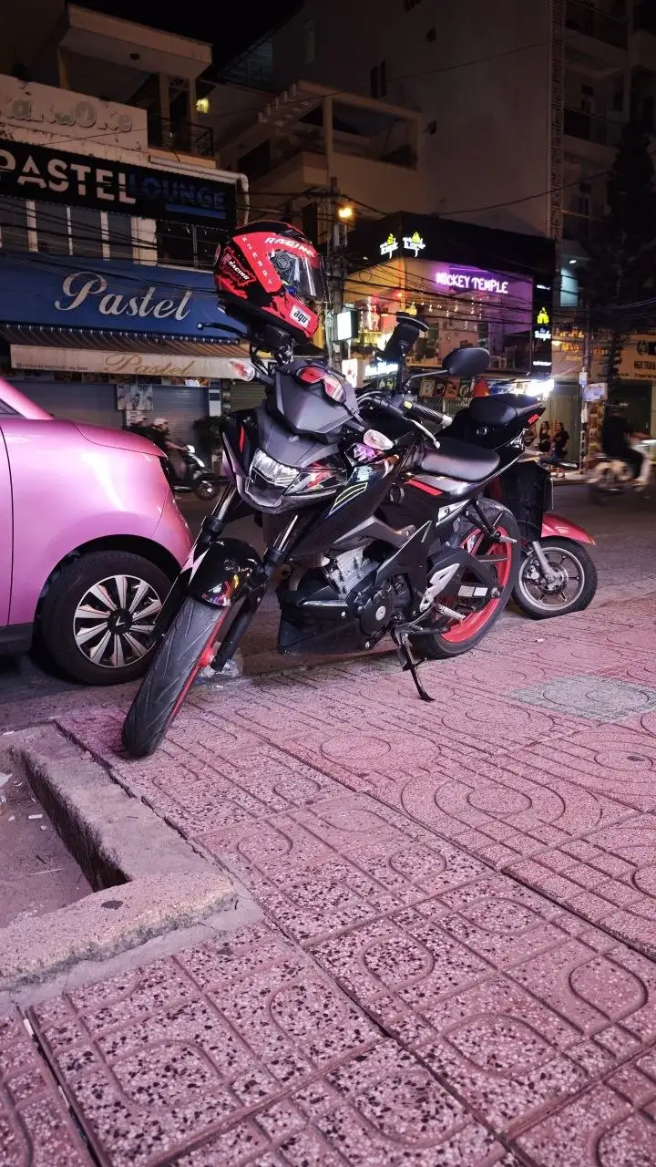 Suzuki байк 2025 года