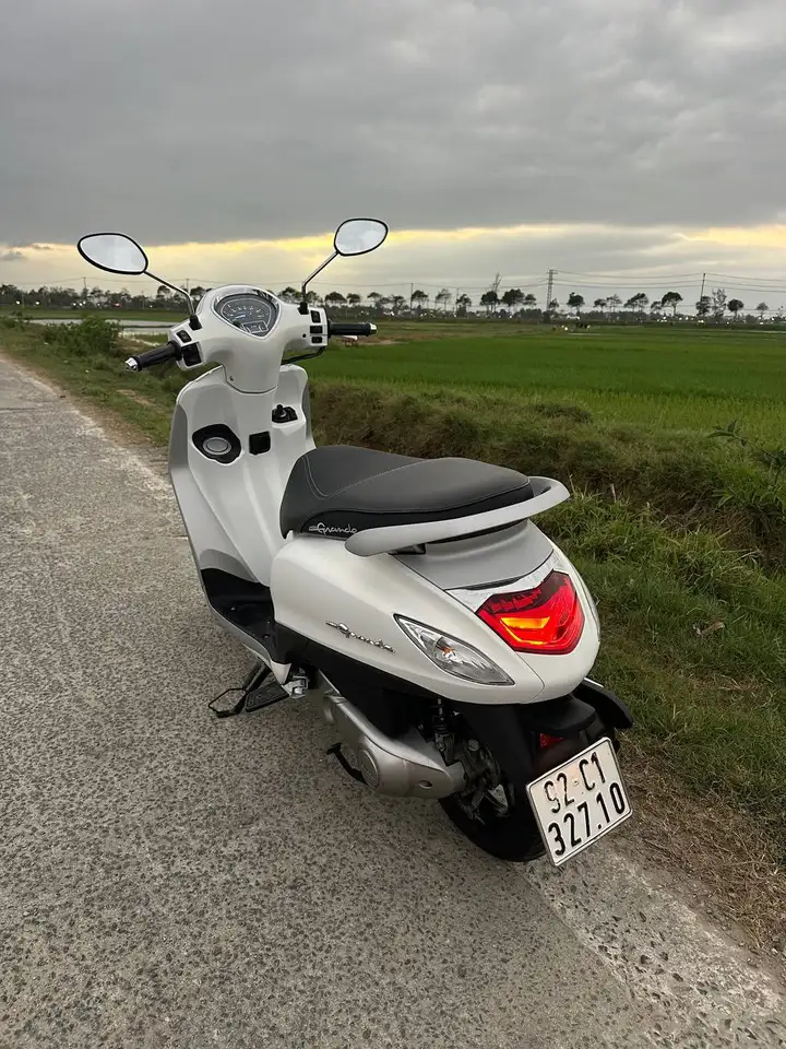 Yamaha Grande скутер