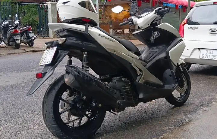 YAMAHA NVX 155